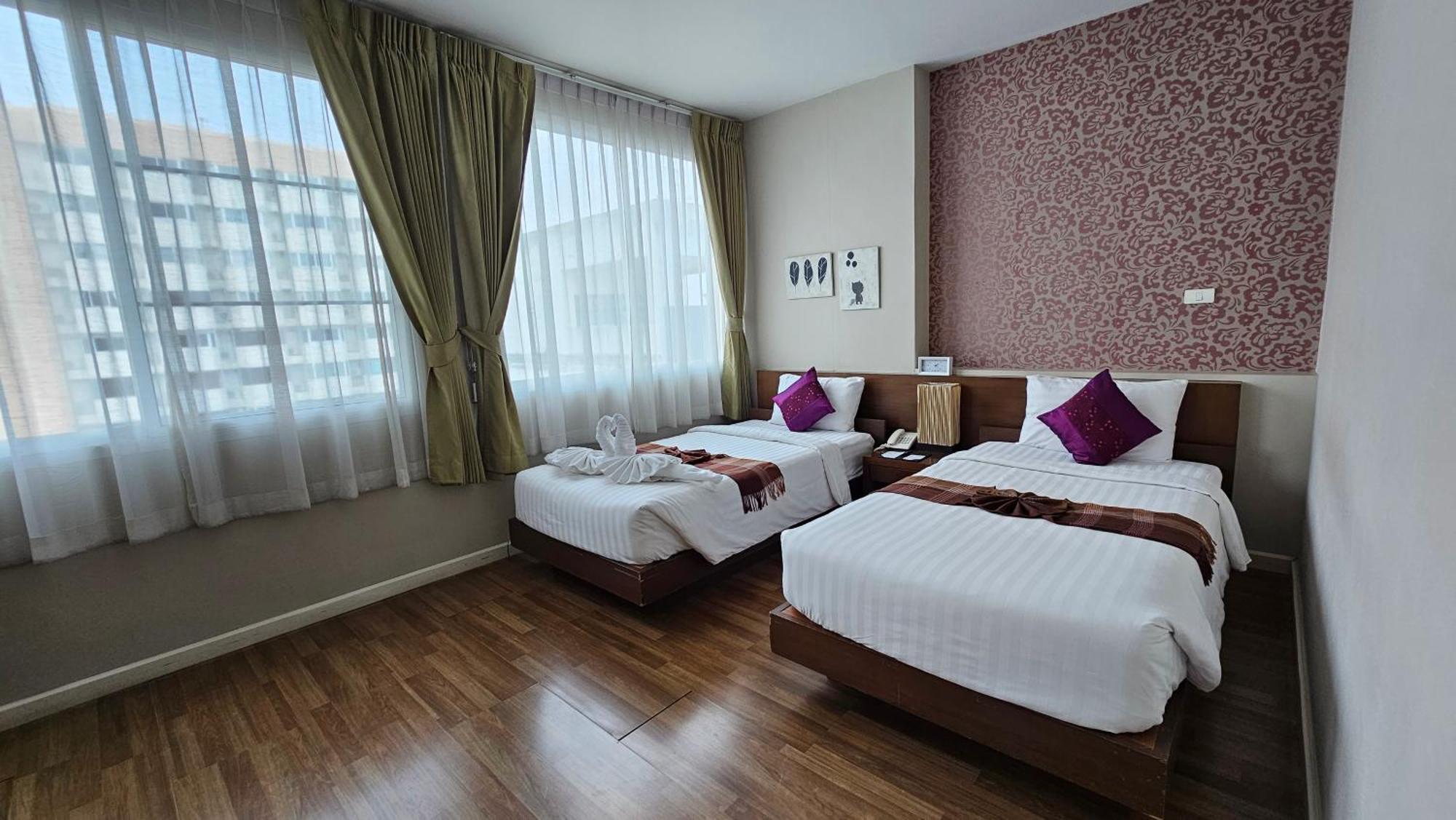 Baiyoke Ciao Hotel Chiang Mai Exterior photo