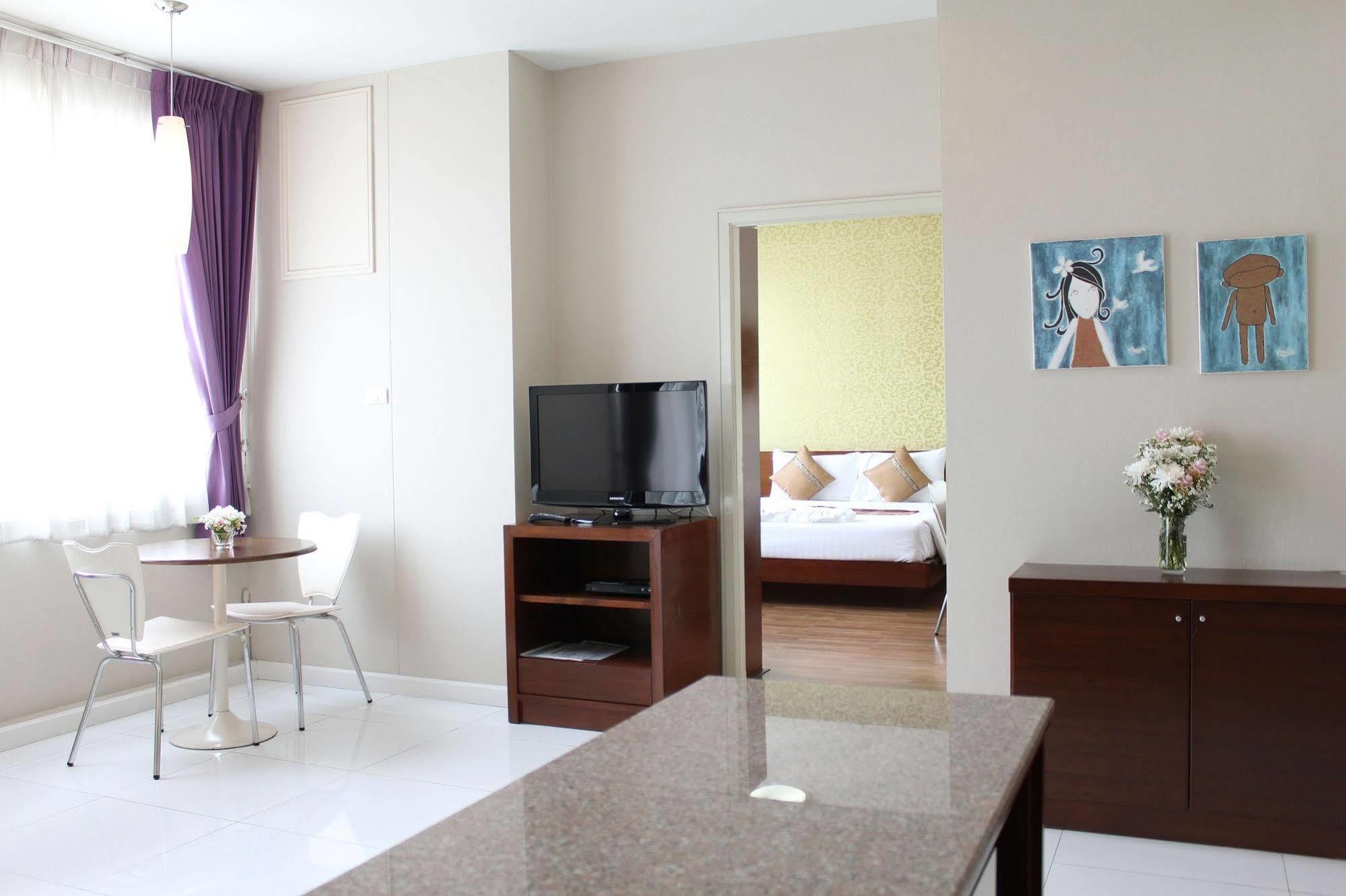 Baiyoke Ciao Hotel Chiang Mai Exterior photo