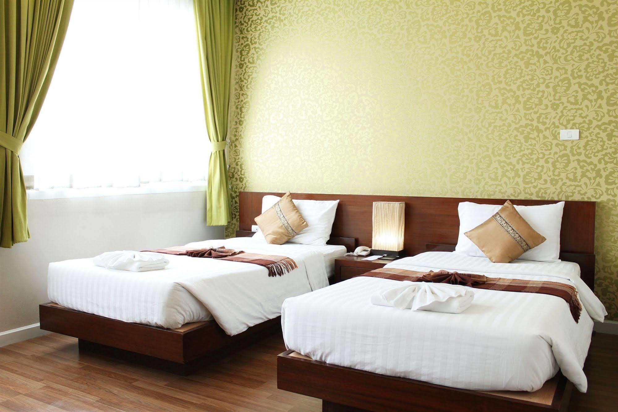 Baiyoke Ciao Hotel Chiang Mai Exterior photo